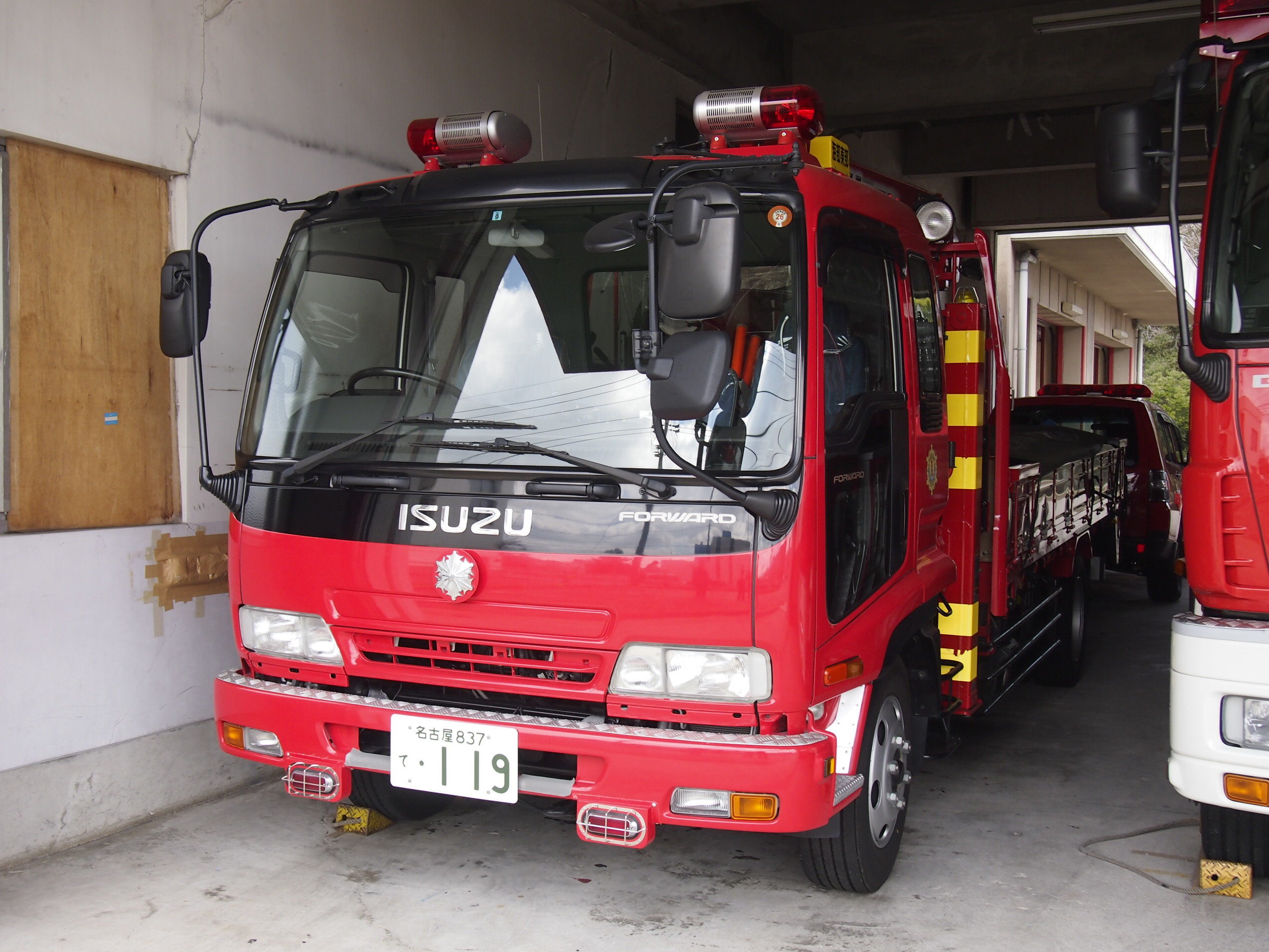 資機材搬送車 / 海部東部消防組合消防本部 / 救助２号車