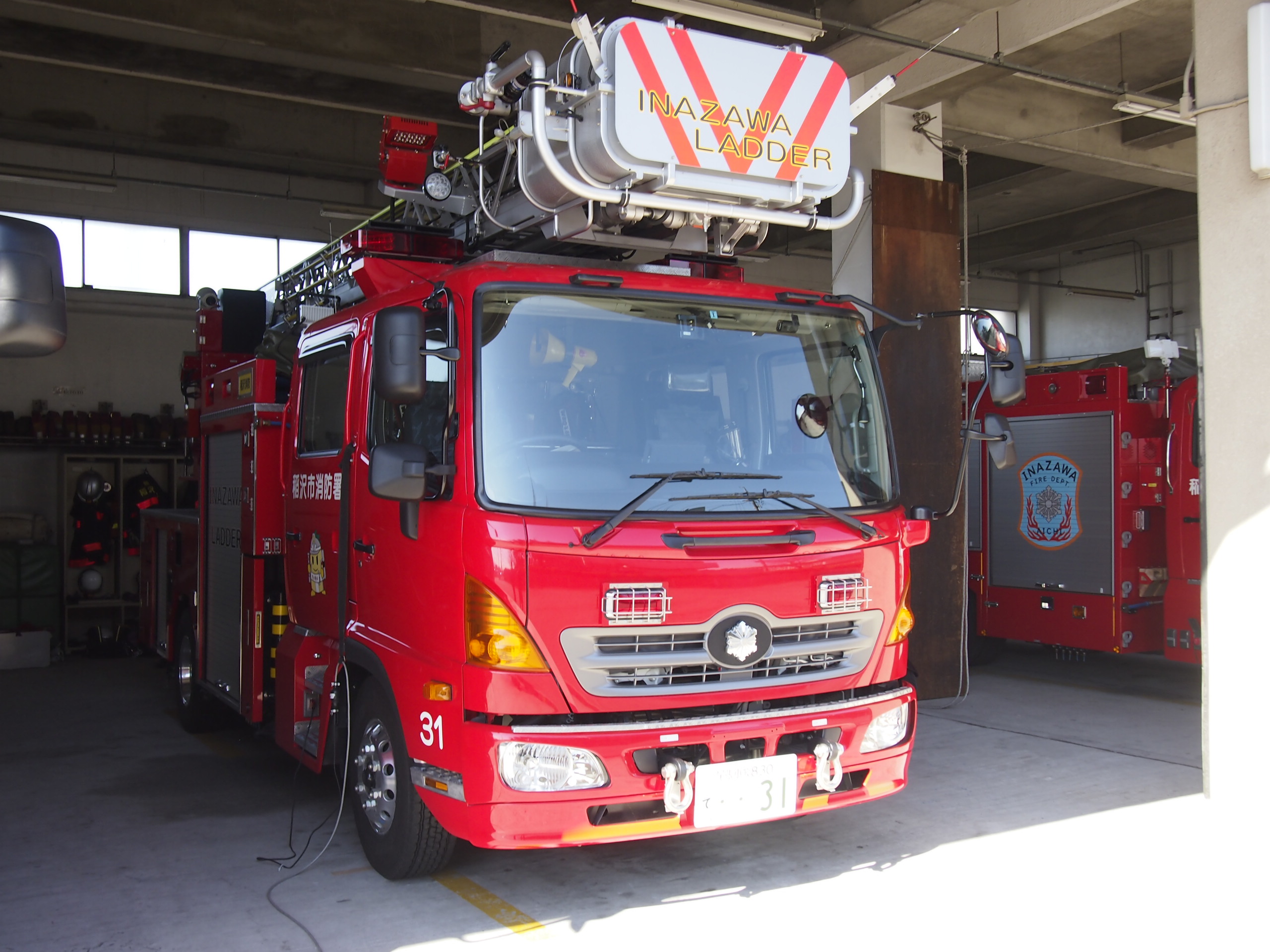 ［15M級］はしご付消防ポンプ自動車 / 稲沢市消防本部 / いなざわ３１