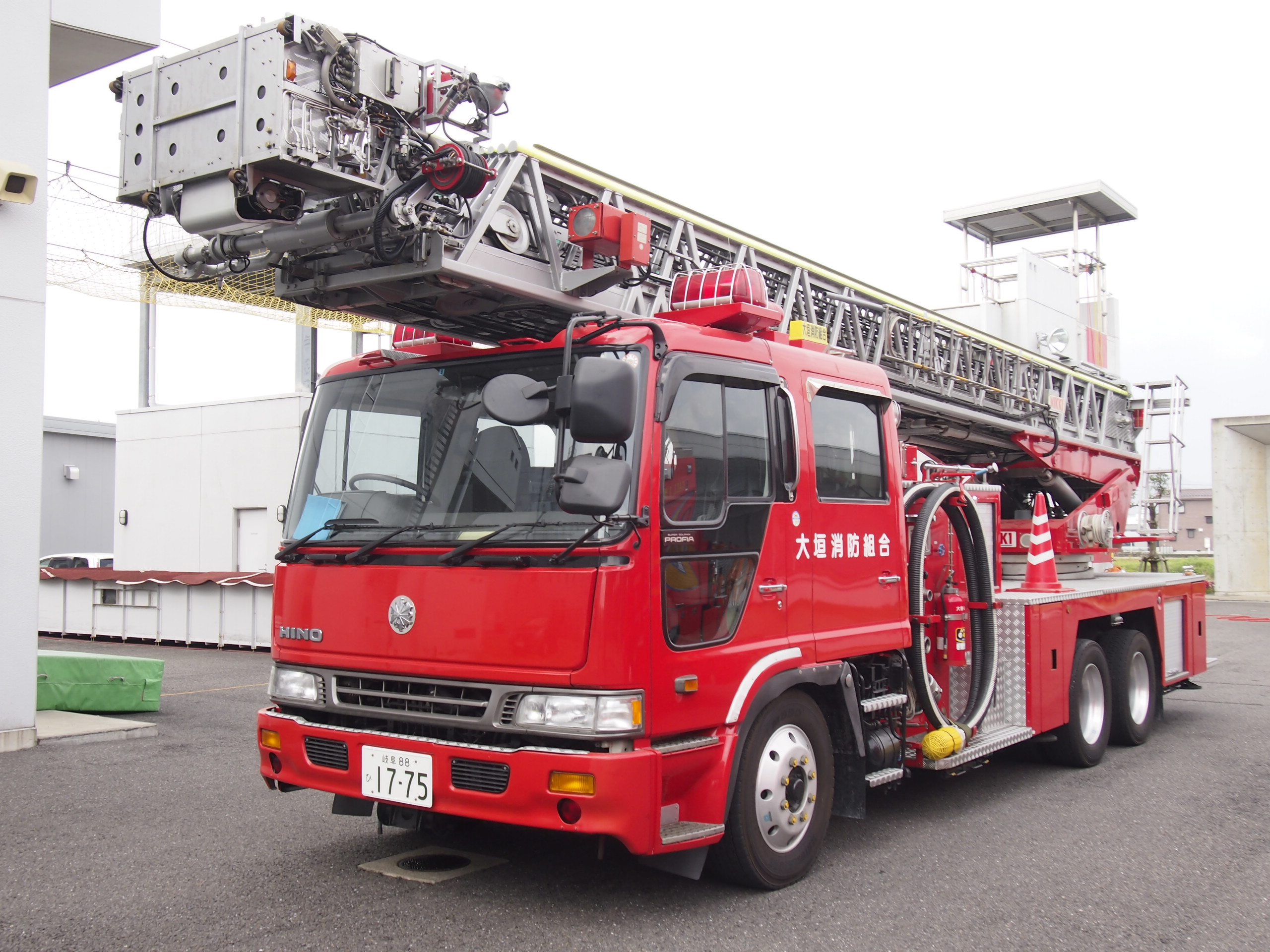 ［40M級］はしご消防自動車 / 大垣消防組合消防本部