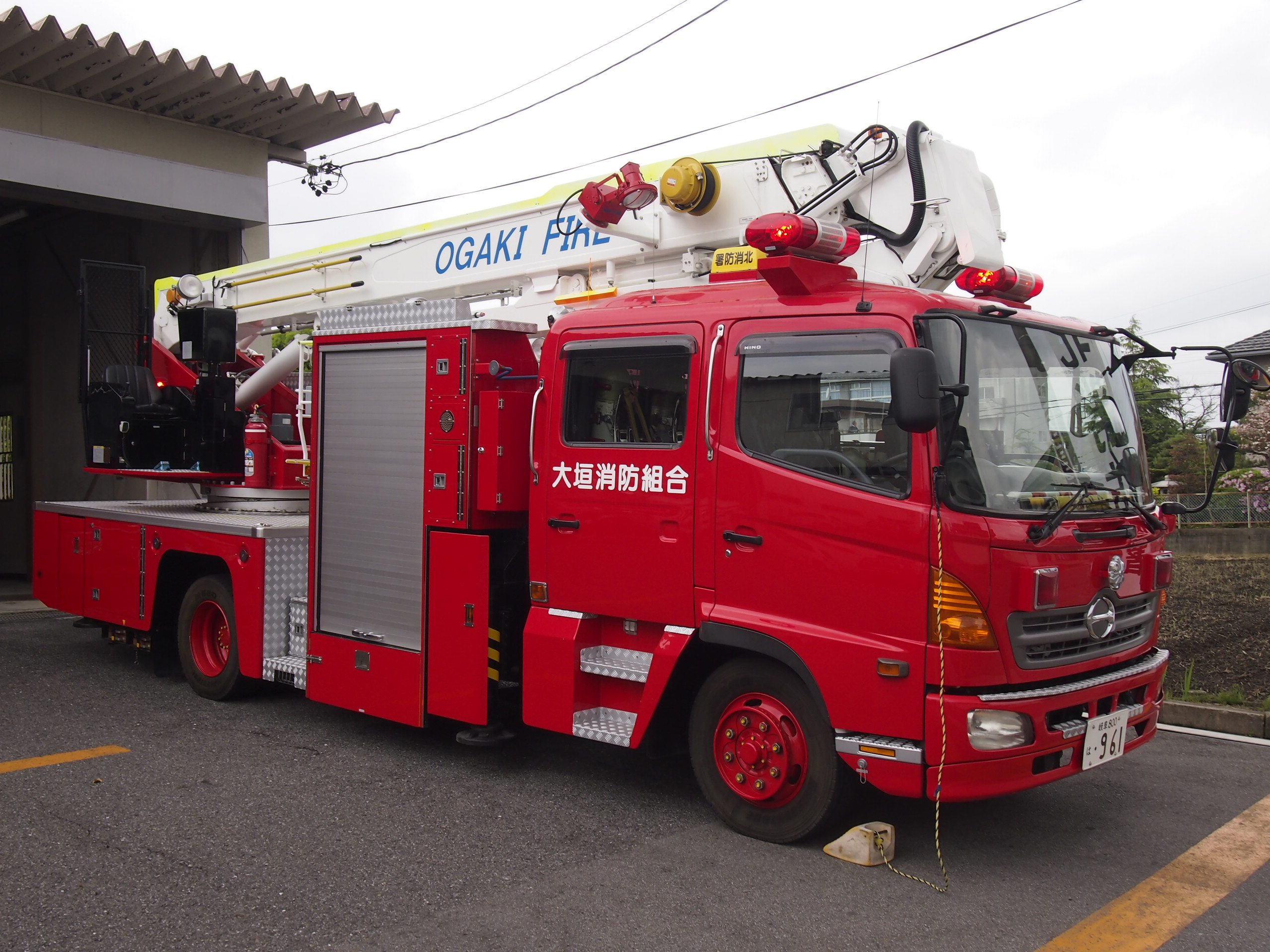 ［20M級］災害対応特殊屈折はしご付消防自動車 / 大垣消防組合消防本部