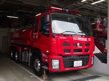 小型動力ポンプ付き水槽車２型