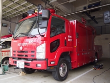 特別高度工作車（大型ブロアー車）