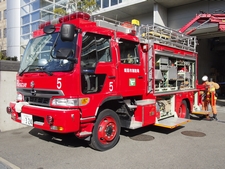 ［救３型］ 救助工作車