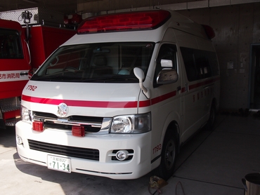 高規格救急車 ３代目２型 ハイメディック