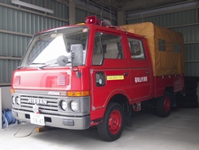 資機材搬送車