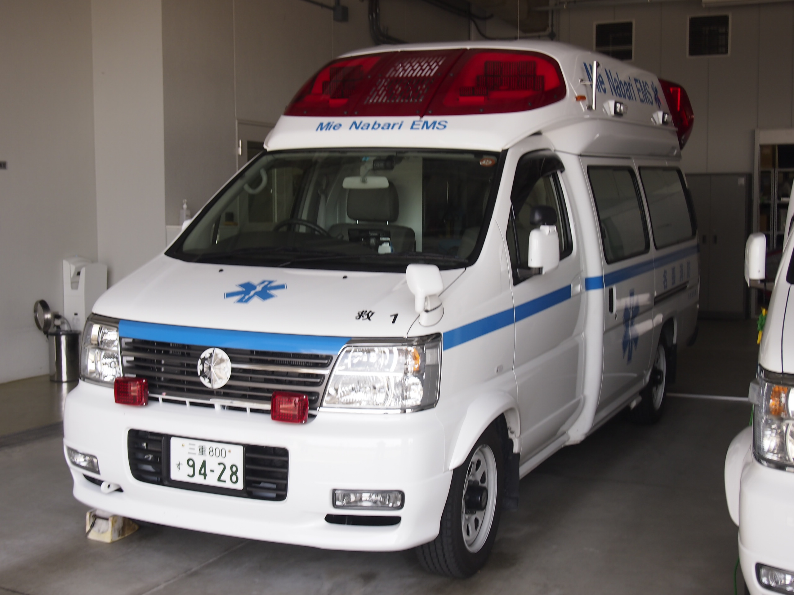 高規格救急自動車 2代目後期型 パラメディック / 名張市消防本部