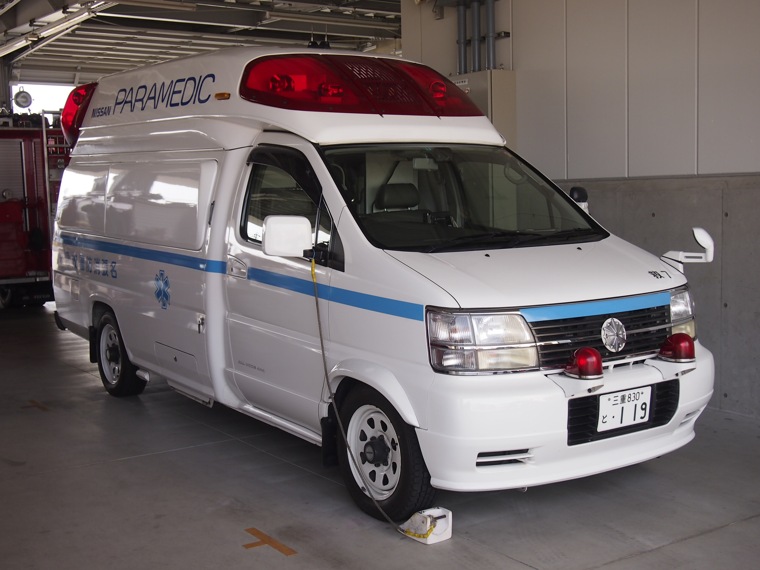 高規格救急自動車 2代目前期型 パラメディック / 名張市消防本部
