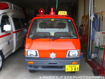 軽資機材搬送車