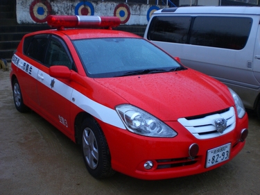 広報車