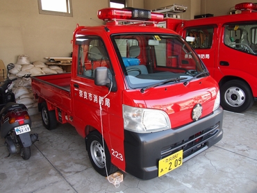資機材搬送車