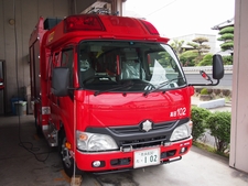［ＣＤ-１型］ 小型水槽付きポンプ車