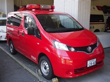 人員搬送車