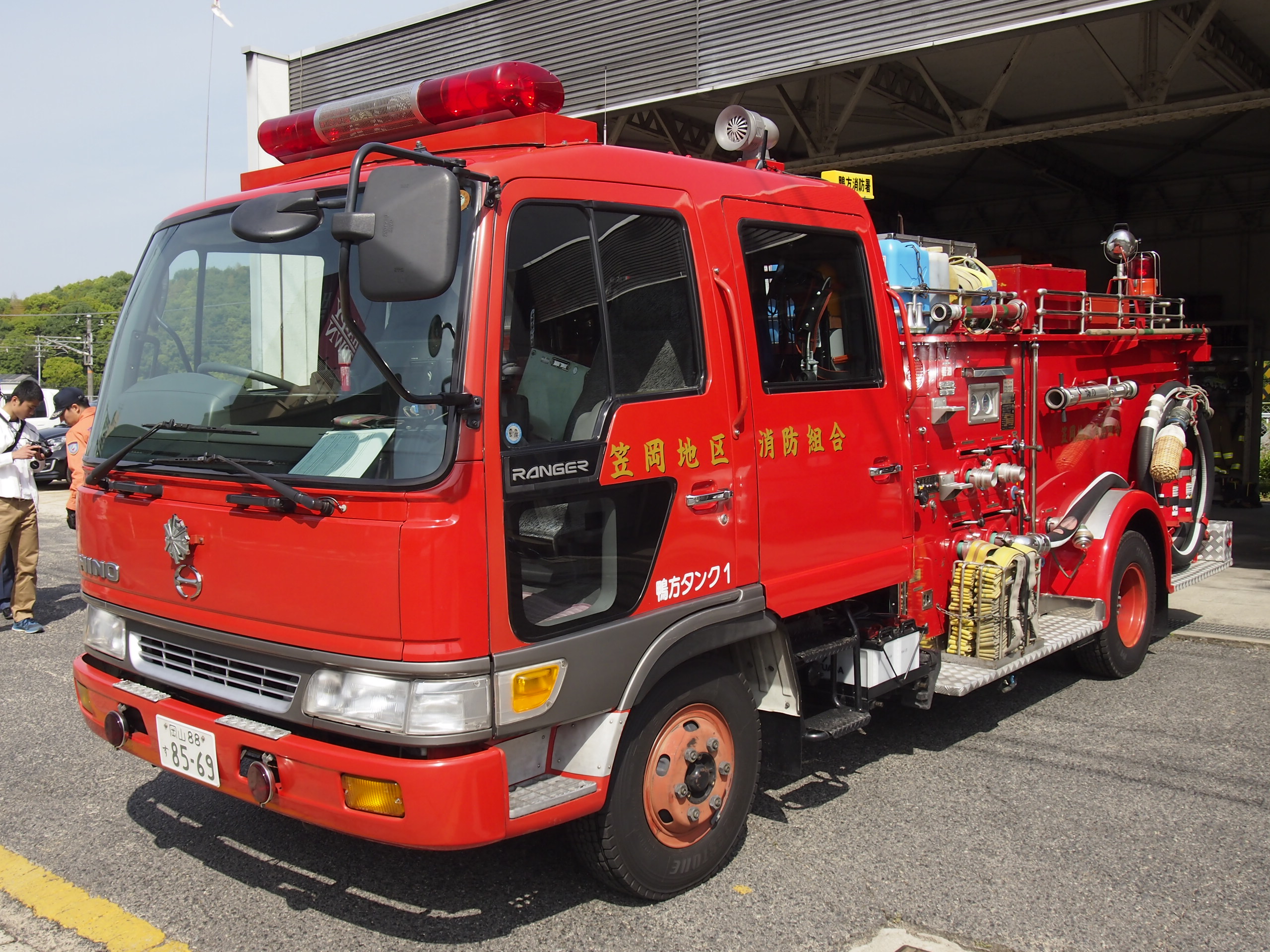 ［水-2型］水槽付消防ポンプ自動車 / 笠岡地区消防組合消防本部 / 鴨方タンク１