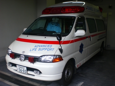 高規格救急自動車 ２代目 ハイメディック