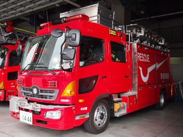 ［救３型］ 救助工作車