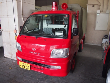 資機材搬送車
