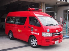 広報車