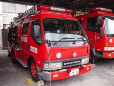 ［ＣＤ-１型］ 小型水槽付きポンプ車