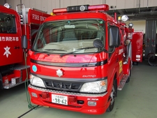 ［CD-1型］ 小型水槽付きポンプ車