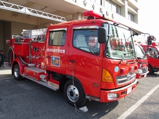 ［水１-Ａ型］ 水槽付きポンプ車