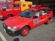 広報車