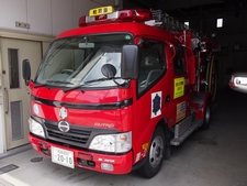 ［ＣＤ-１型］ 小型水槽付きポンプ車