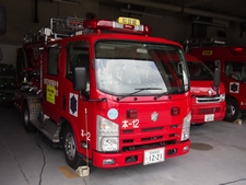 ［ＣＤ-１型］ 小型水槽付きポンプ車