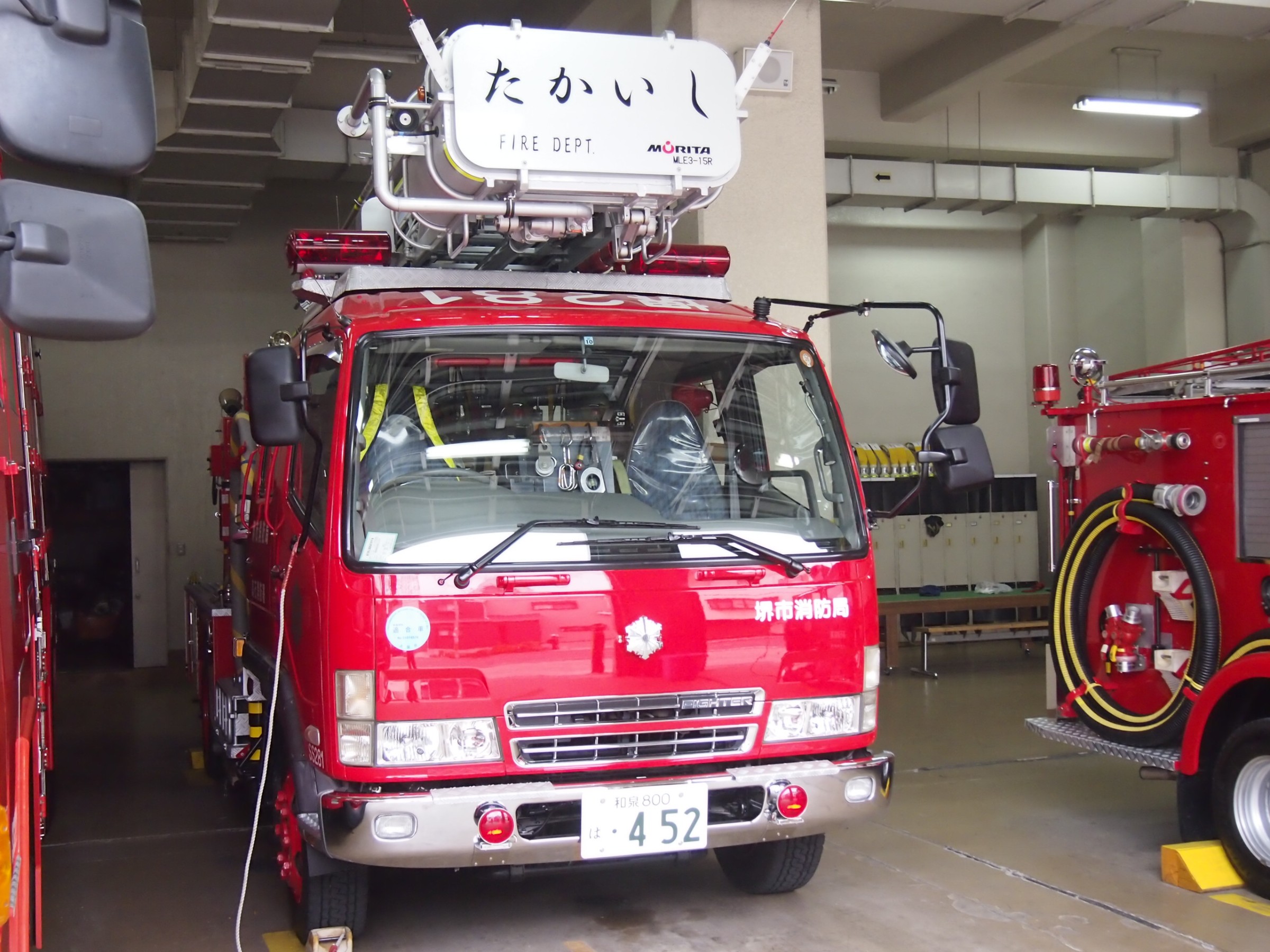 ［15M級］ はしご付消防自動車 / 堺市消防局 / 堺消281