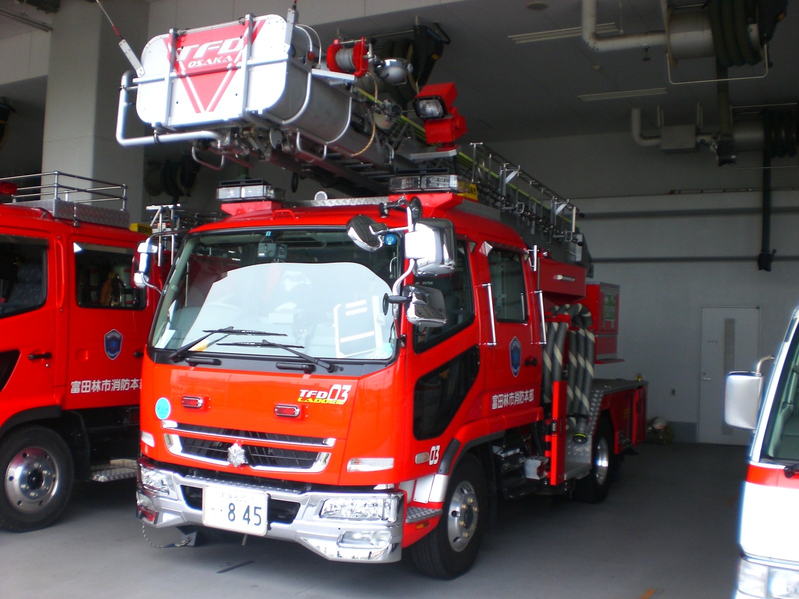 ［15М級］ はしご付消防自動車 / 富田林市消防本部