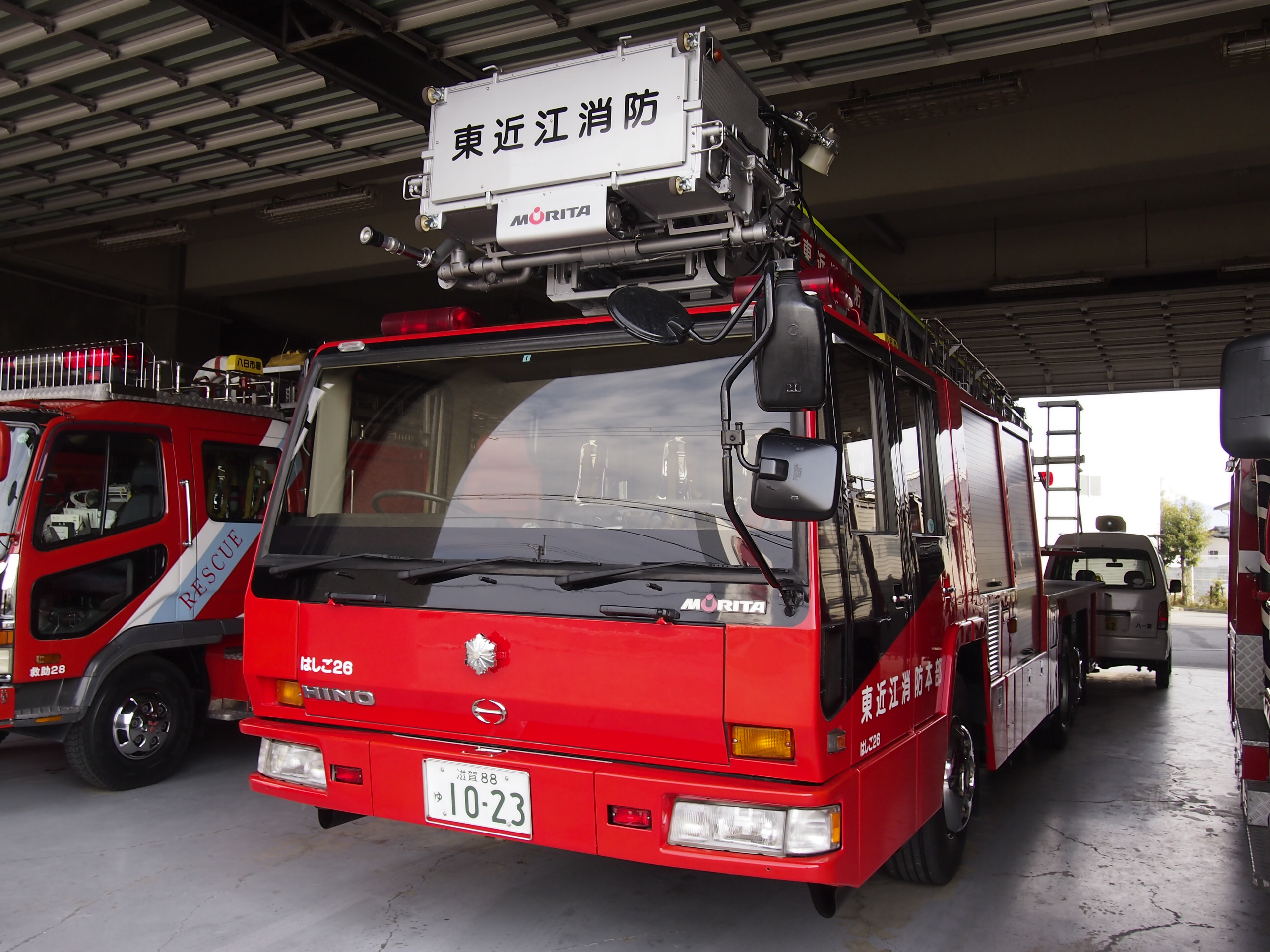 ［30M級］ はしご付消防自動車 / 東近江行政組合消防本部